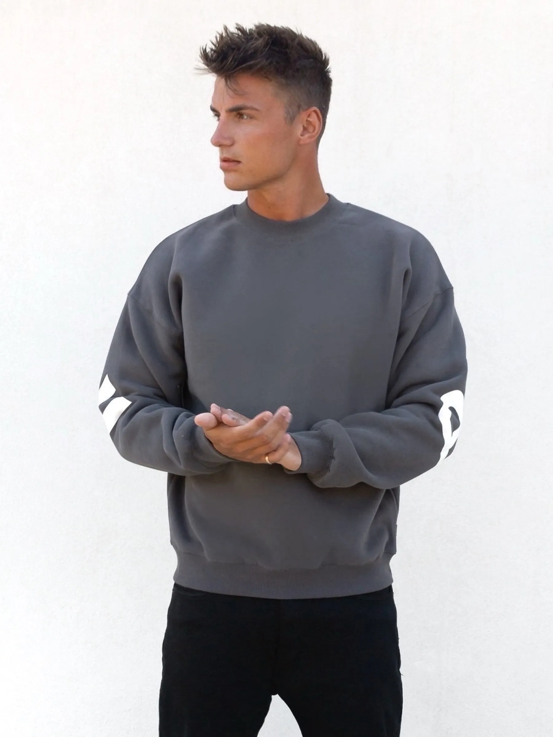 Idris Oversized Jumper - Charcoal