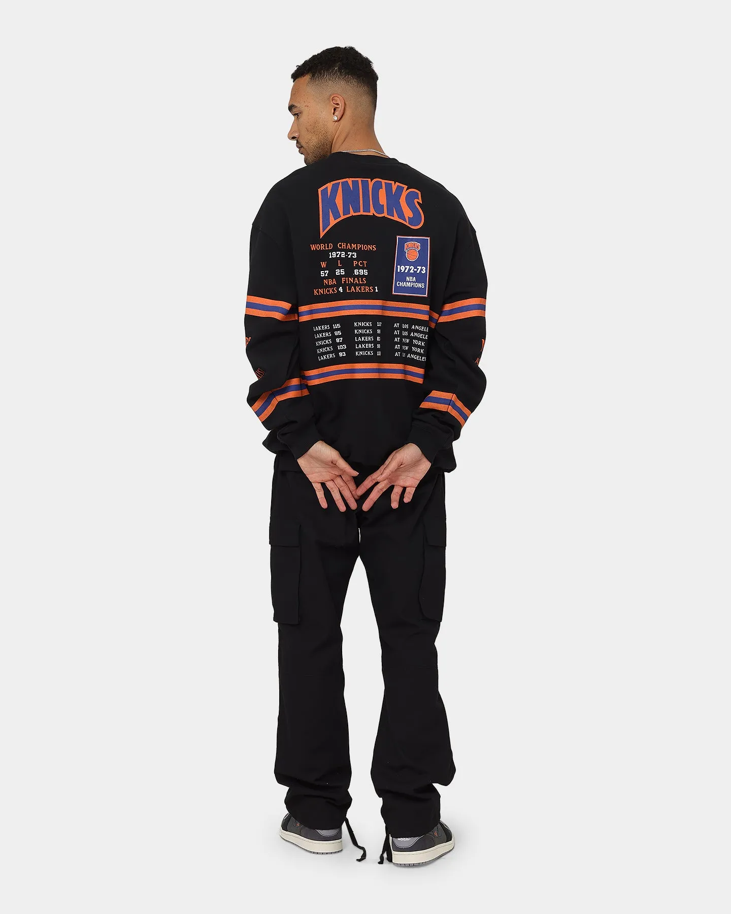 Mitchell & Ness New York Knicks World Champ Crewneck Faded Black