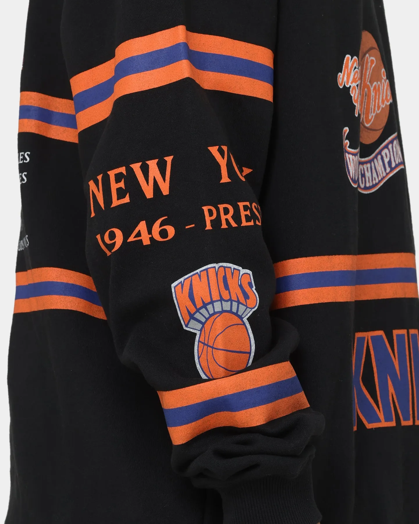 Mitchell & Ness New York Knicks World Champ Crewneck Faded Black