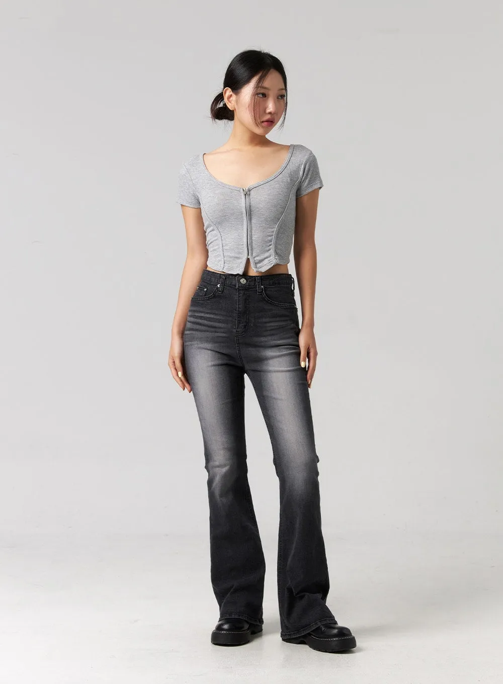 Modern Slim Bootcut Jeans CG319