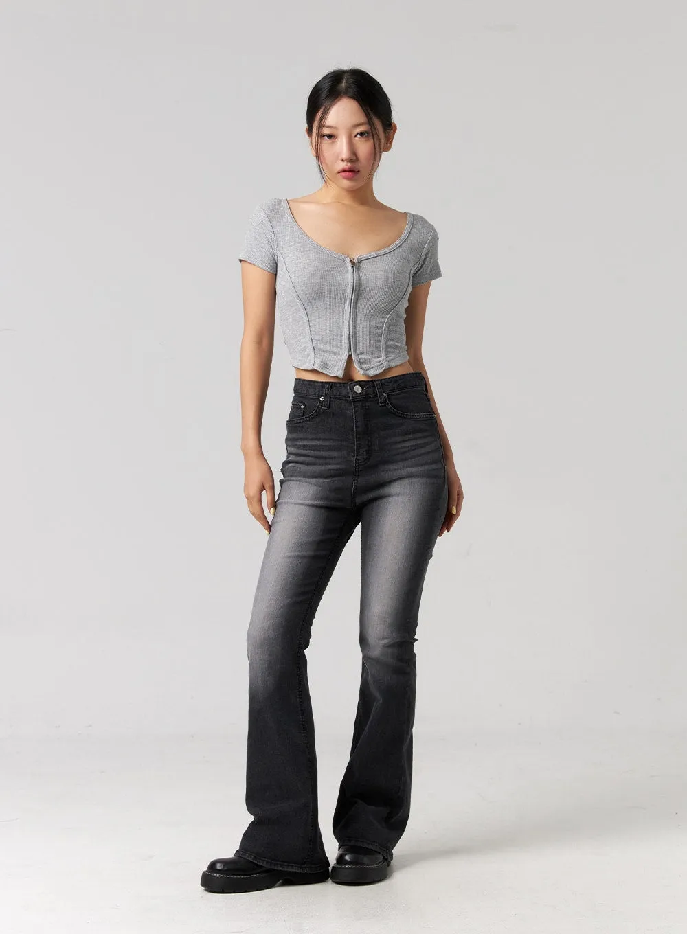 Modern Slim Bootcut Jeans CG319