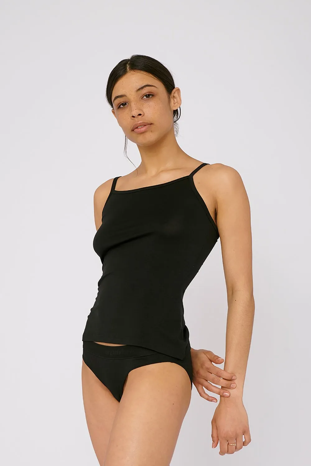 TENCEL™ <br>lite singlet black<br>by Organic Basics